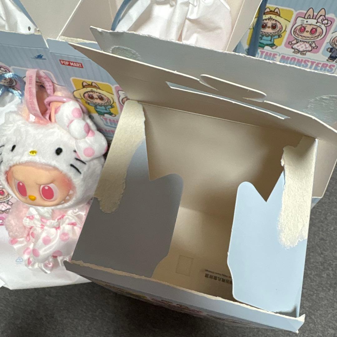 【新品】　POP MART サンリオラブブ　キティ