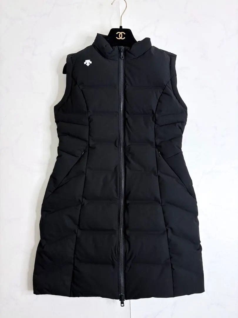 極美品 デサントゴルフ ロングダウンベスト ワンピース 黒 ブラック Black
