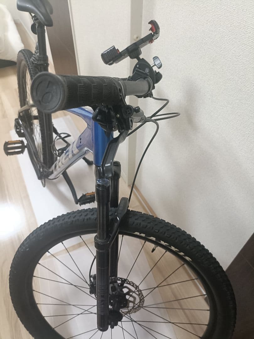 【室内保管、美品】【福岡県引取限定】Trek Marlin8 マウンテンバイク