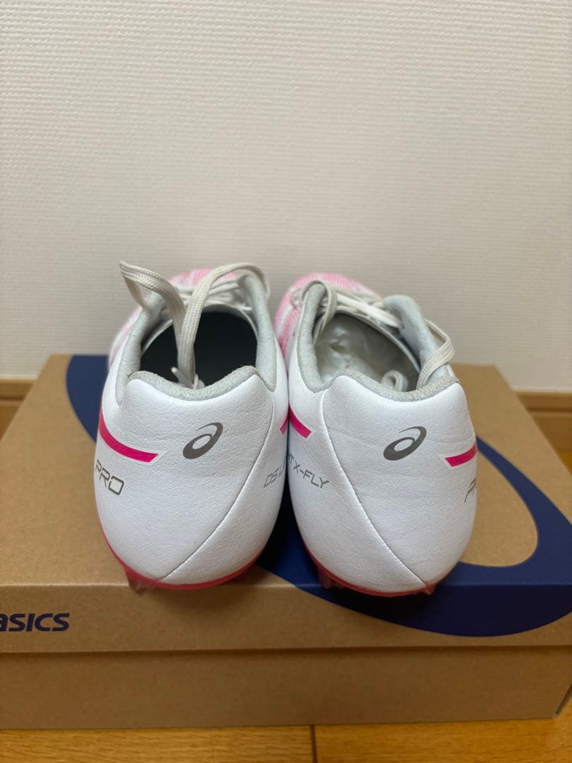 ASICS PRO サッカーシューズ 現役ヨーロッパプロサッカー選手の試し履き品