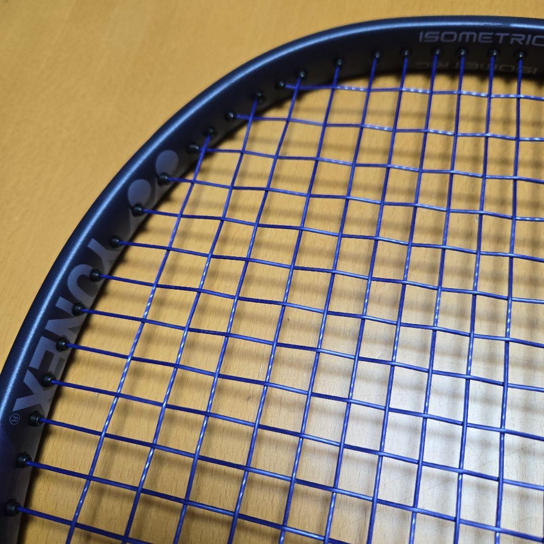 美品　YONEX PERCEPT 100　パーセプト　硬式ラケット　ネイビー