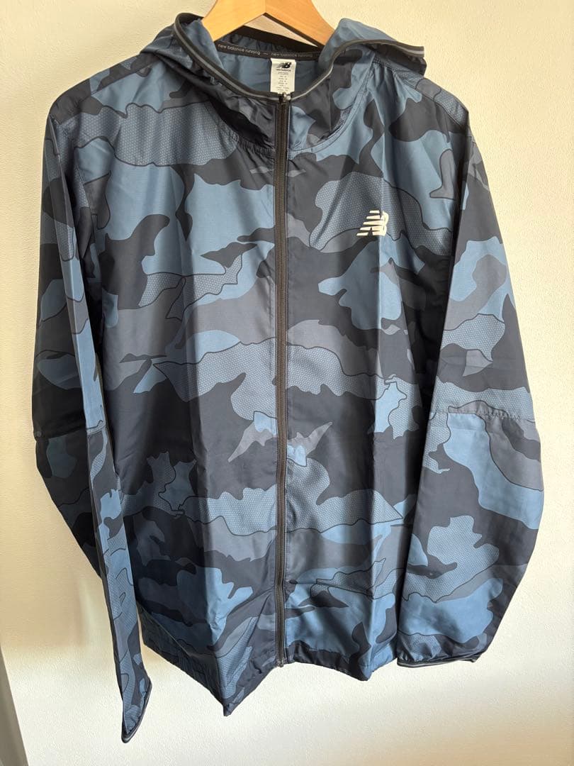 新品! NB new balance NBRC グラフィックプリントジャケット