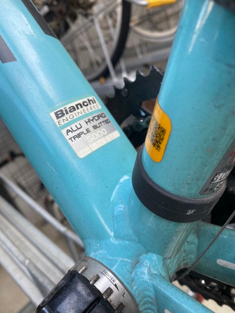 【中野区引取】Bianchi ロードバイク　洗車台付き！タイヤチューブ新品！