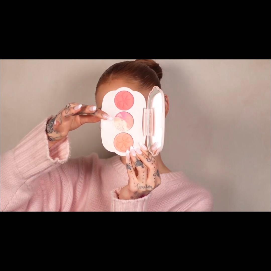r.e.m. beauty チークパレット　桜　ウィキッド　グリンダ　アリアナ