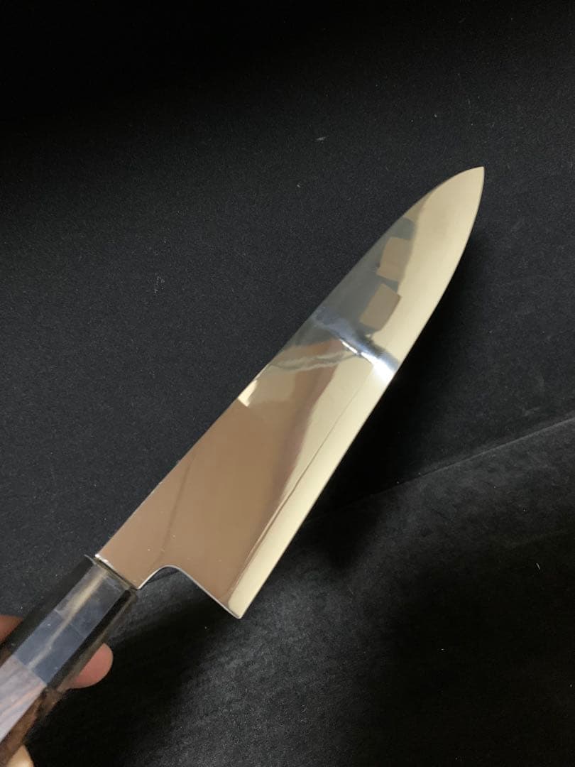 包丁　和牛刀　ハ寸　鏡面研磨　切味抜群　箱付　未使用品