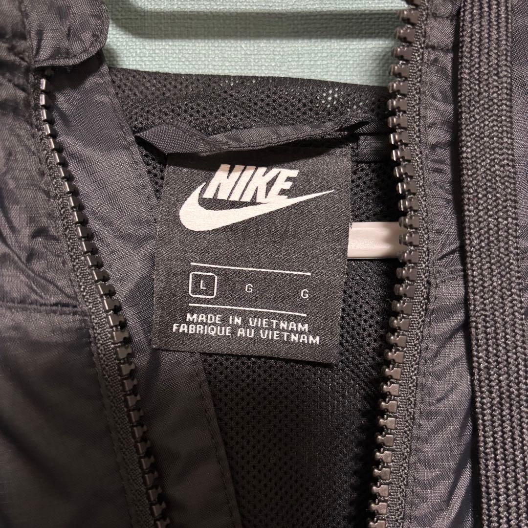 NIKE ブラック ウィンドブレーカー Lサイズ