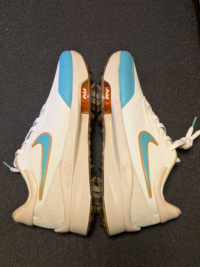 ☆超美品☆限定カラーモデル！NIKE ゴルフシューズ 26cm