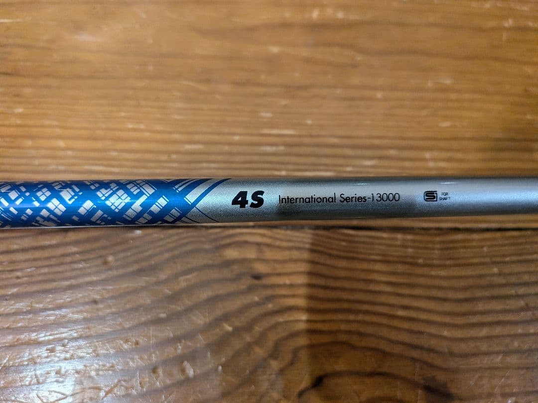 【お値引き】XXIO X-eks ゼクシオ　エックス10.5度アッタスキング4S