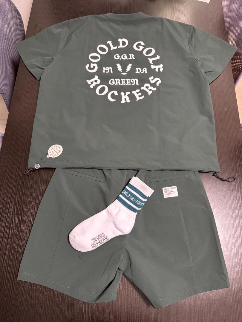 【限定】ゴールドゴルフロッカーズ 上下セットアップ＆ソックス カーキ XL
