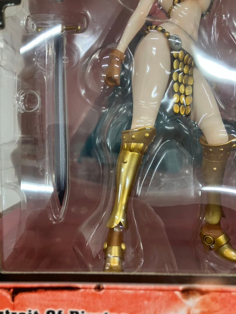 【フィギュア　ワンピース　剣闘士レベッカ】メガハウス