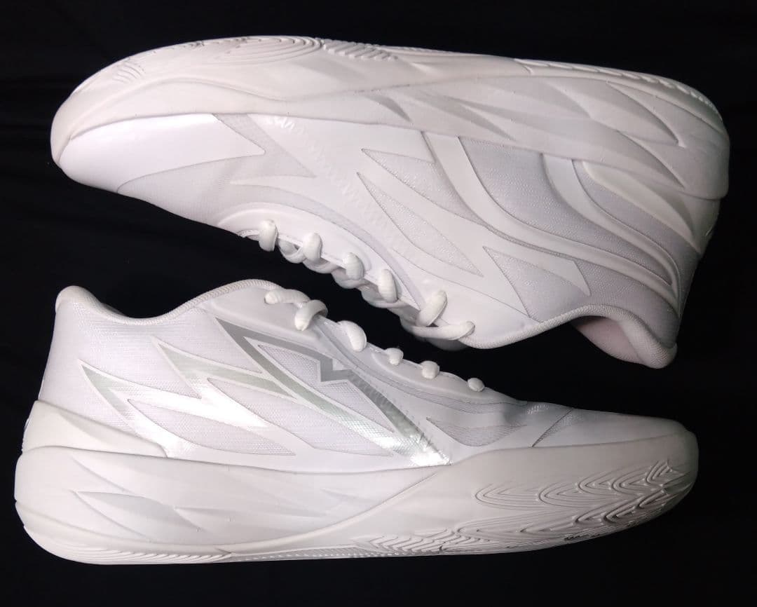 PUMA MB.02 Low “Triple White” 29cm