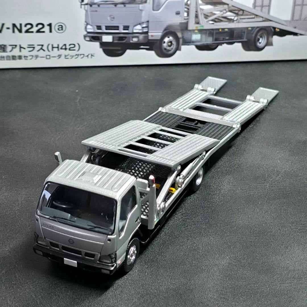 トミカリミテッドヴィンテージネオ　日産アトラス 花見台自動車セフテーローダ