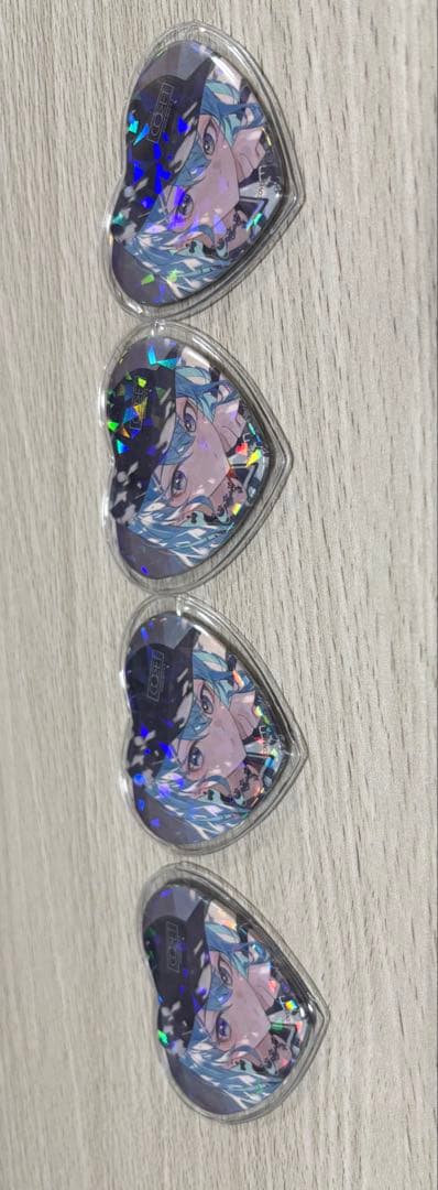 星街すいせい　6周年ハート缶バッジ(バラ売り可)