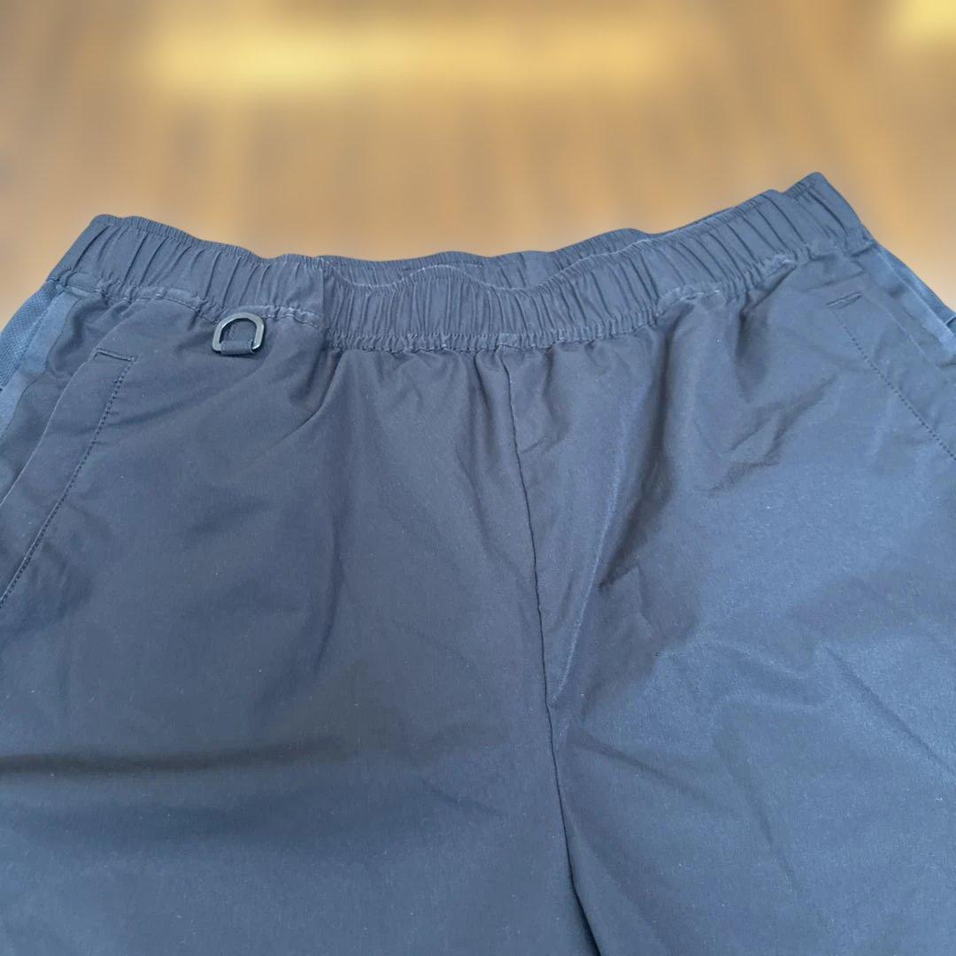 SOPH. ブラックハーフパンツ Bristolロゴ付き