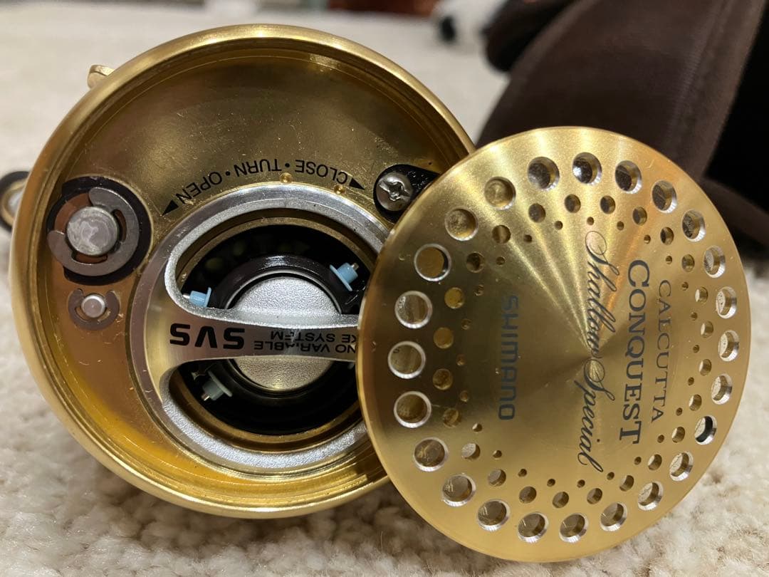 SHIMANO CALCUTTA CONQUEST 51S 専用ケース付き
