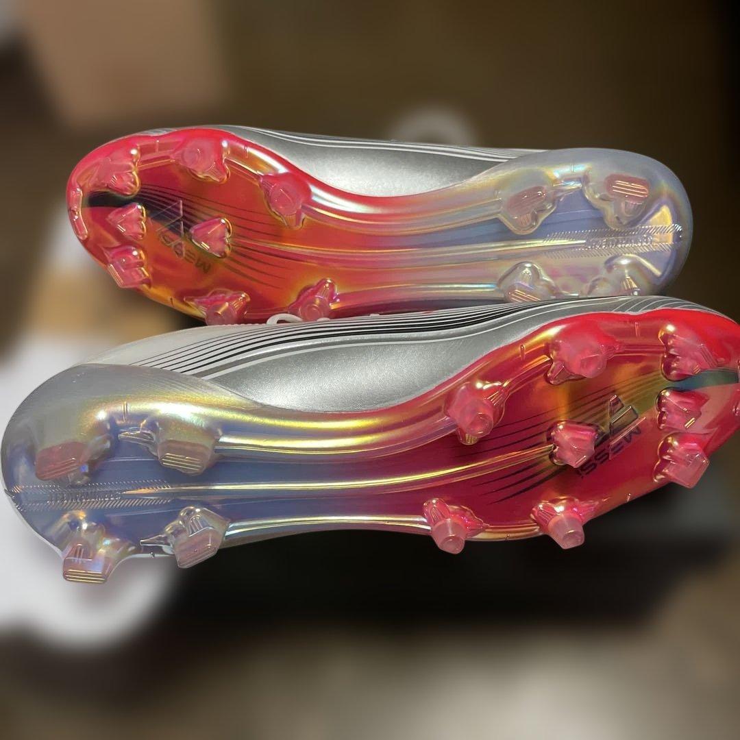 新品Messi F50 エリートFGサッカースパイク　27㎝