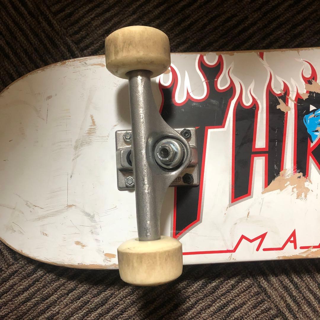 金　THRASHER スケートボード コンプリート　デッキのみ