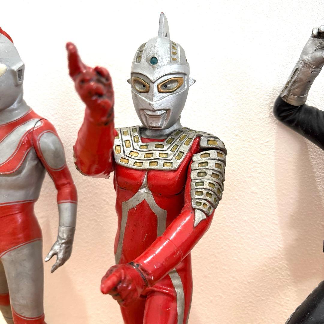 ウルトラマン　仮面ライダー　フィギュア　セット