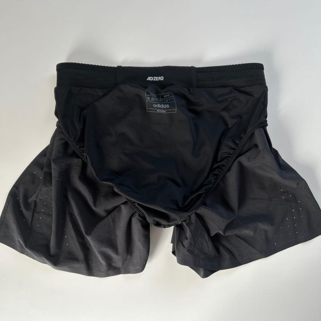 新品未使用　アディダス　アディゼロ　メンズショートパンツ　インナー付き　ラン