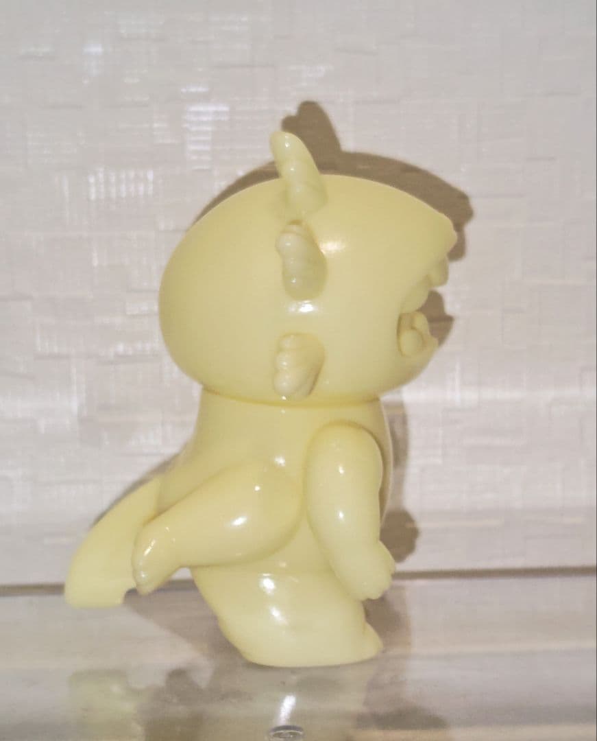 GRAPE BRAIN ロッキャクウーパーまかろに 蓄光 GIDウーパールーパー