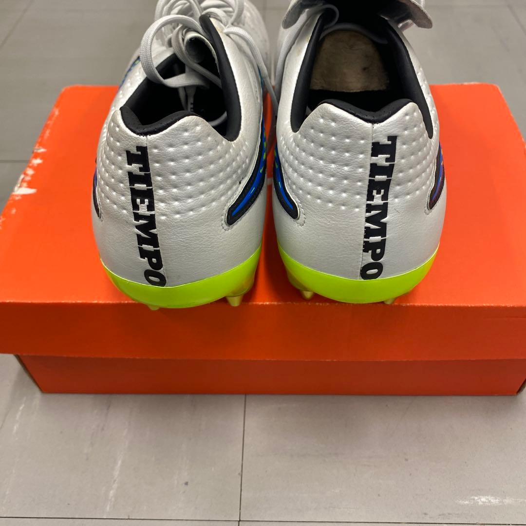 NIKE ティエンポ レジェンドV 「25.5㎝」