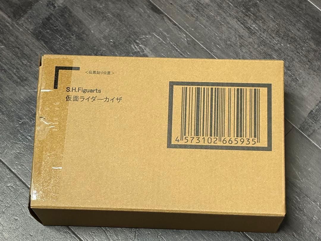 メルカリ最安値S.H.Figuarts真骨彫製法 仮面ライダーカイザ≠555