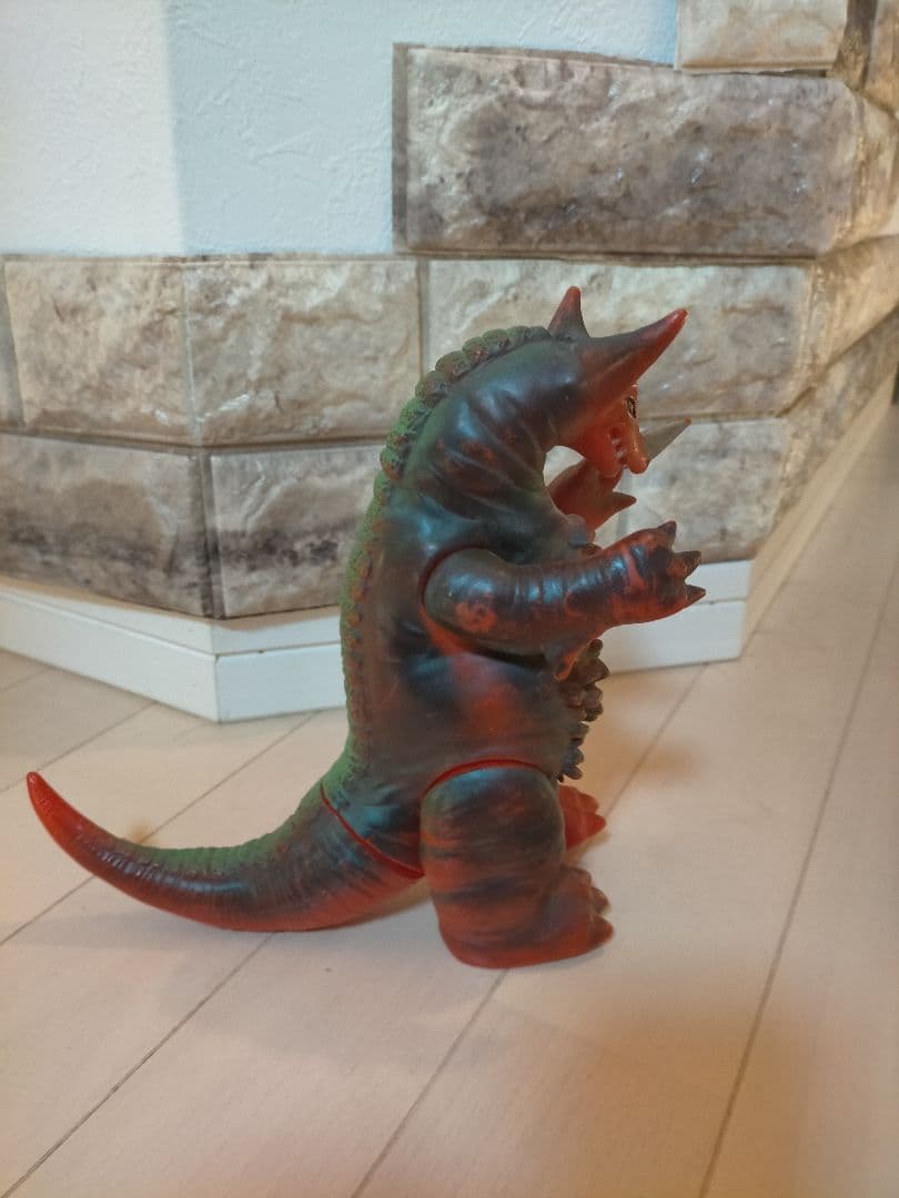 当時物　マルサン　ゴモラ　 円谷プロ　ブルマァク　ソフビ