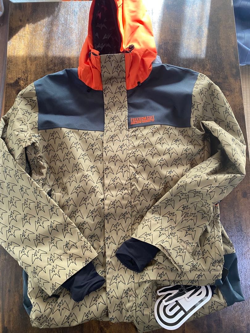スノーボード AIRBLASTER STRETCH FREEDOM SUIT Medium