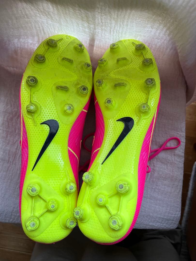ナイキ NIKE サッカースパイク ピンク　28センチ　28cm