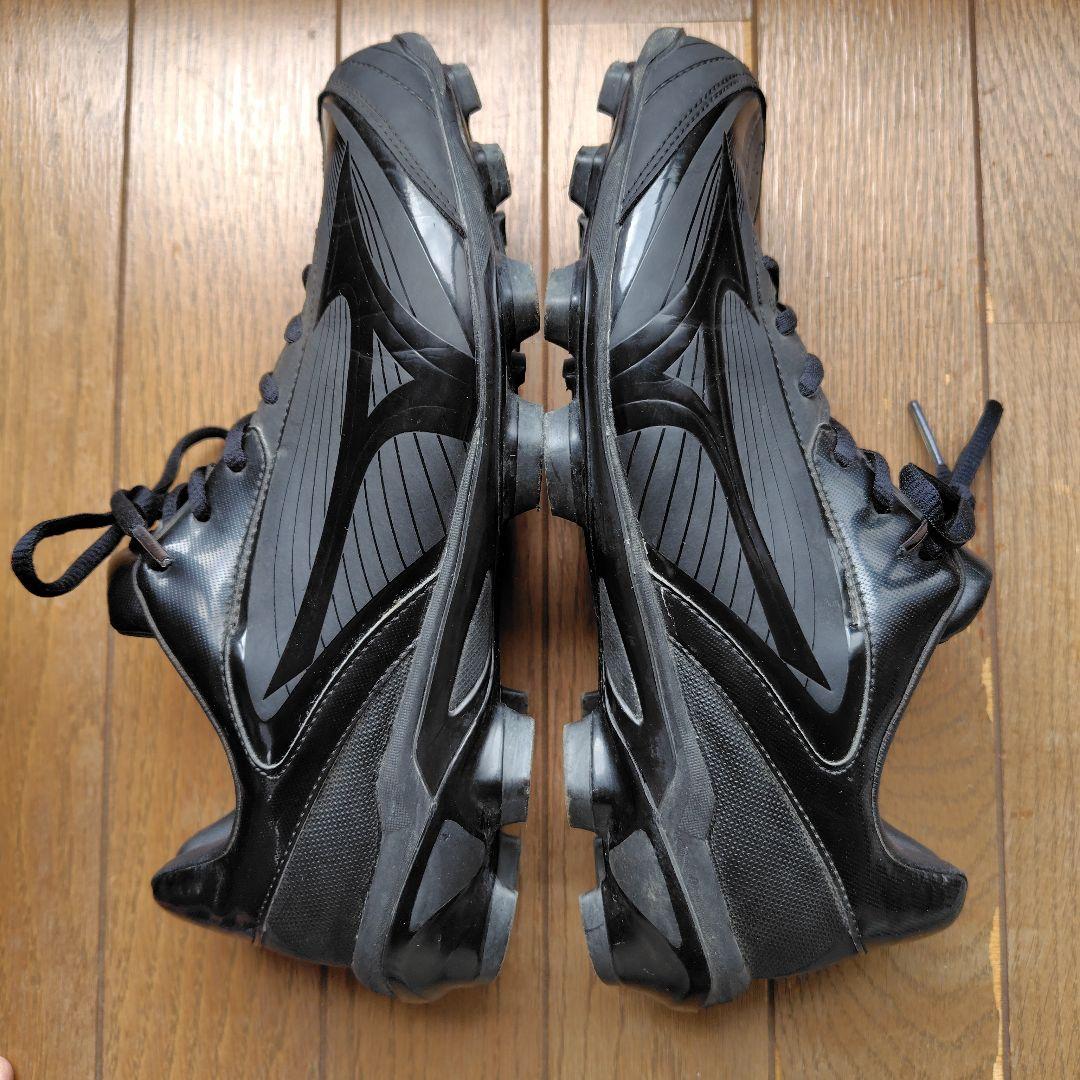 Mizuno ソフトボール用グローブとスパイク、グローブオイル付き