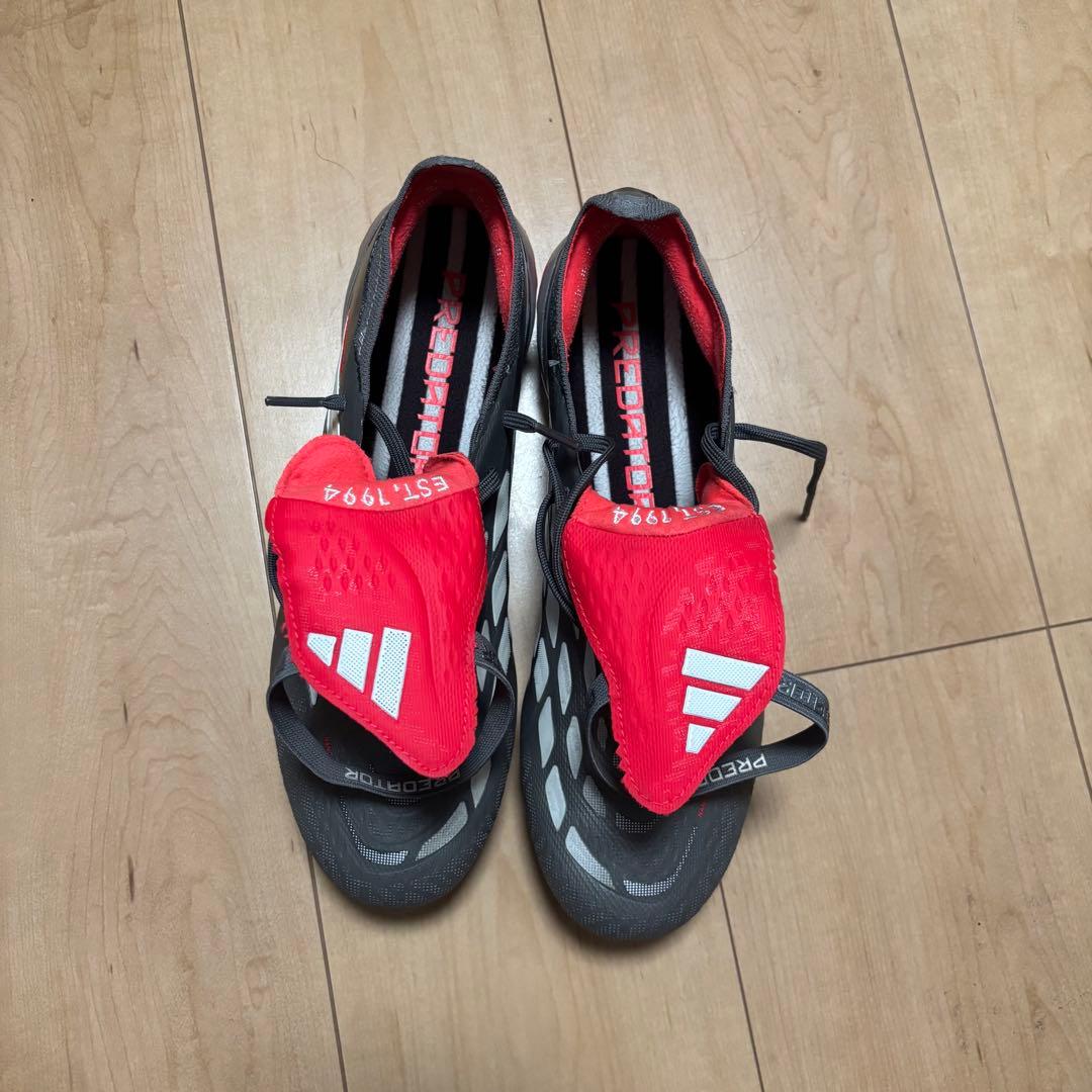 adidas プレデター　ベラ付きサッカースパイク　25.5cm