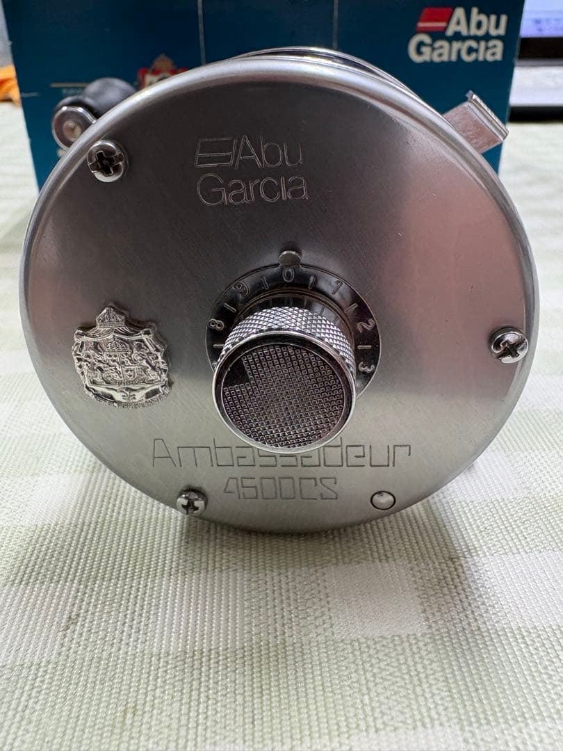 アブガルシア アンバサダー 4500CS シルバーAbu Garcia ABU