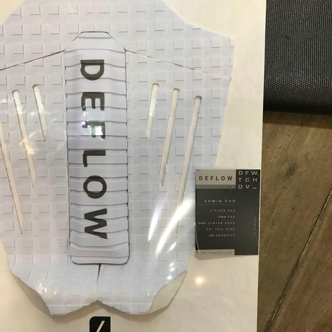 DEFLOW ホワイト デッキパッド