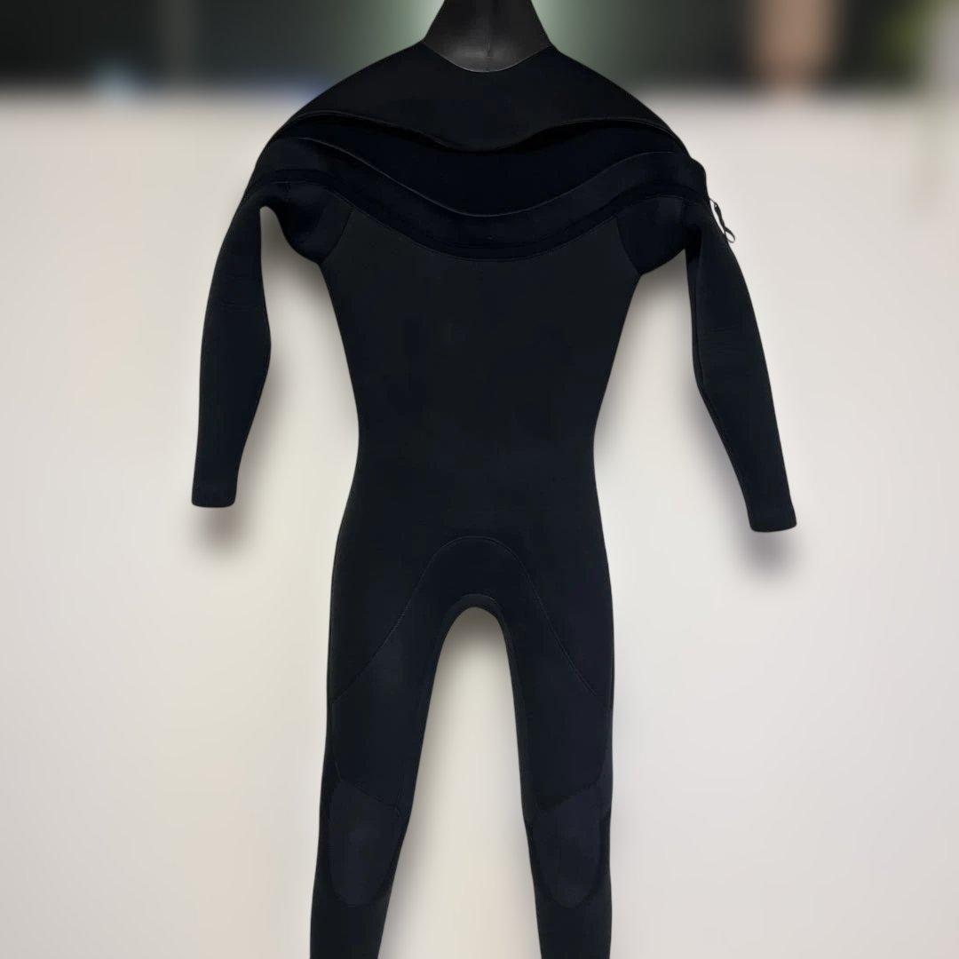 メローウエットスーツ　ウォームダールセミドライ　5㎜×3㎜