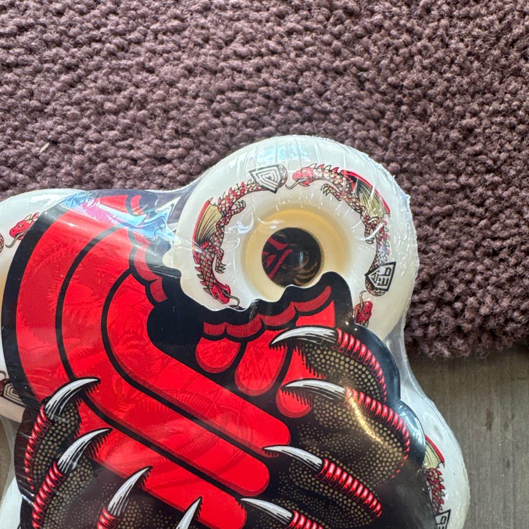 Powell 54mm V4 ドラゴンフォーミュラ 93Aウィール
