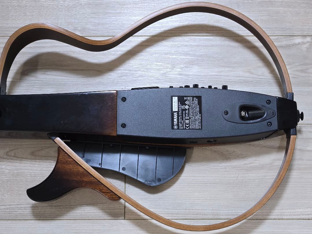 YAMAHA SLG200S TBS サイレントギター スタンド付