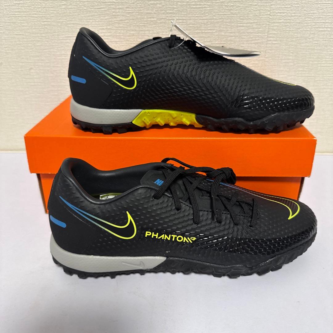 ナイキ　トレーニングシューズ　24㎝　新品