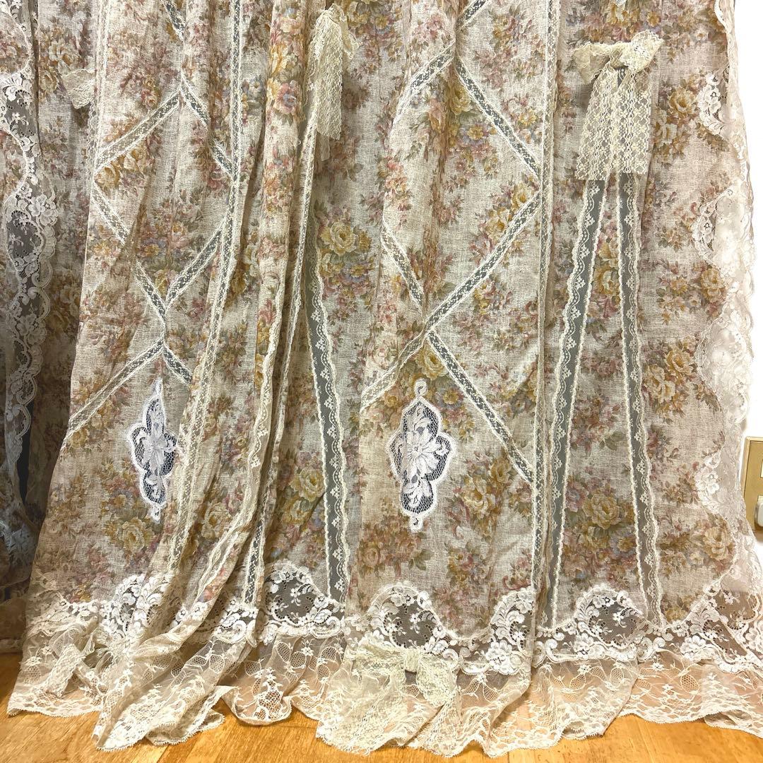 貴重　さえらアキアカネ　カーテン