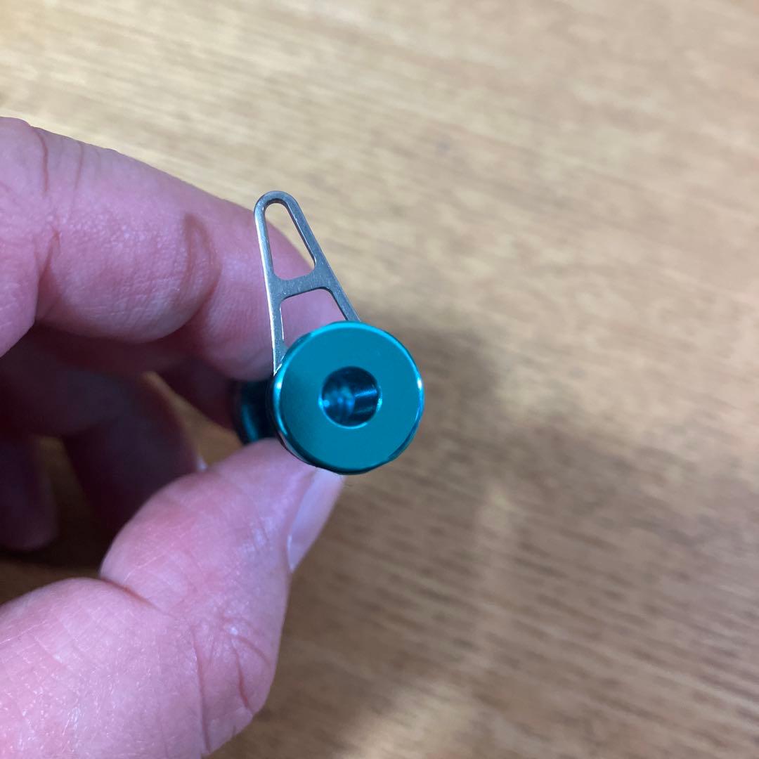 未使用美品　ゴメクサス　エメラルダスカラー　ダブルハンドル　ダイワ専用スタンド