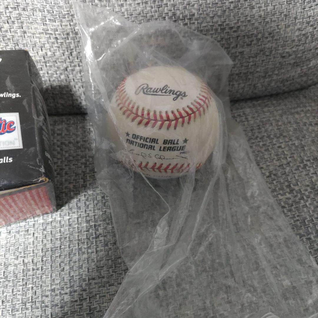 リッキーヘンダーソン Rawlings サインボール MLB 野球記念ボール
