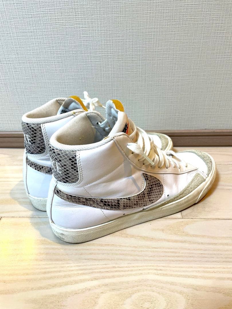 NIKE NIKE ハイカット　スニーカー