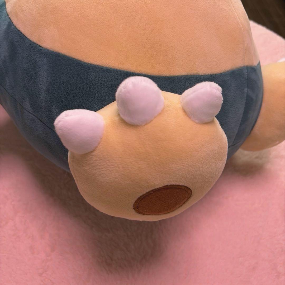 ポケモンセンター限定　カビゴン　ぬいぐるみ