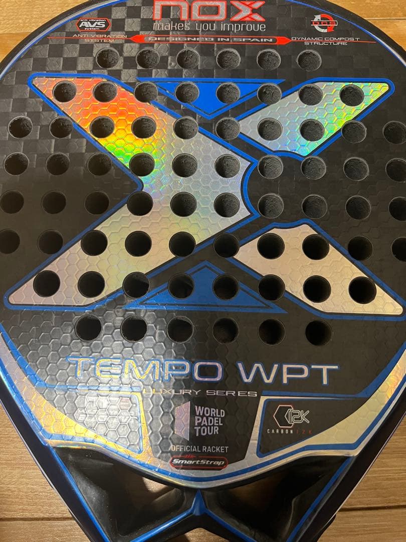 NOX TEMPO WPT パデルラケット