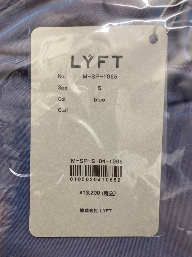 LYFT★Glossy Nylon Shorts★サイズS★ショートパンツ、限定