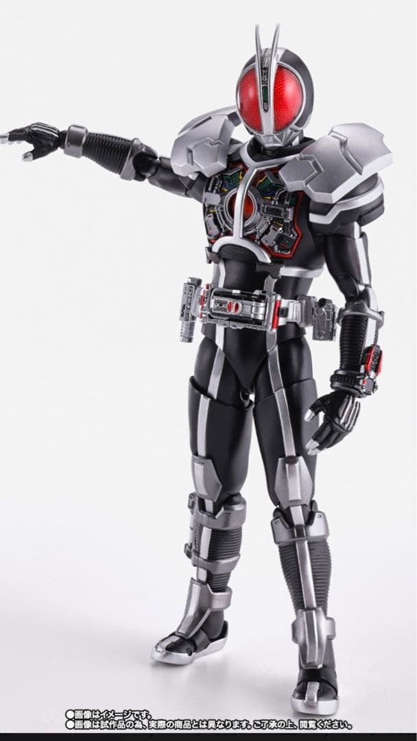 SHFiguarts 真骨頂　仮面ライダー ファイズ アクセルフォーム