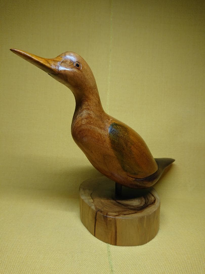 【美品】トリ　カモ　木彫　オブジェ　置物　インテリア　工芸品　美術品　A1026