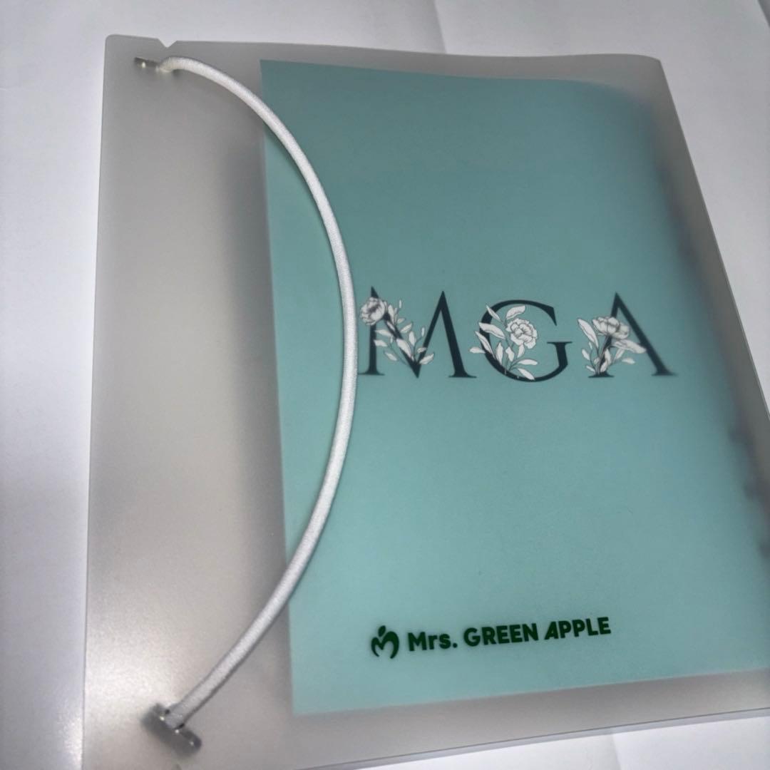 ミュージシャン Mrs. GREEN APPLEPhoto Card Binder \"NOAH\"