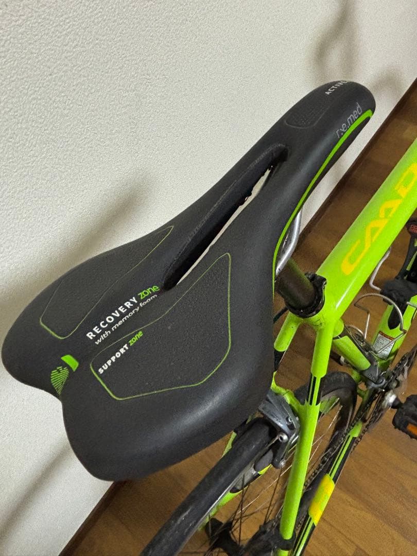 cannondale フラットバーロード　CAAD8 直接引取のみ　配送不可