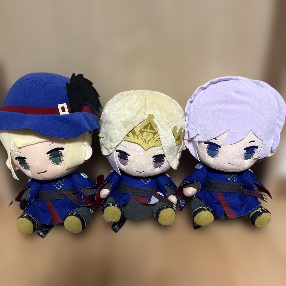 ツイステッドワンダーランド ハンドメイド風 お座り ぬいぐるみ