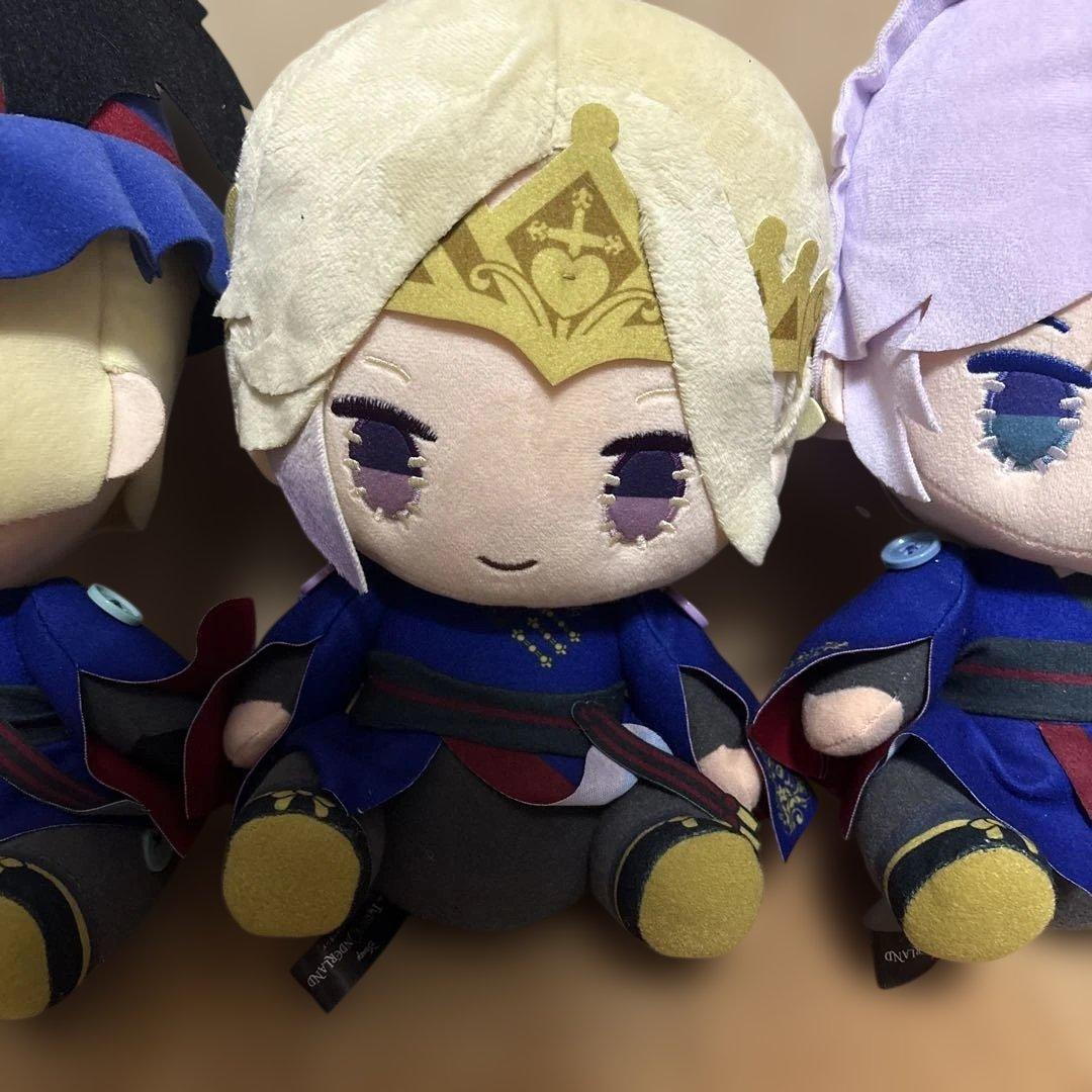 ツイステッドワンダーランド ハンドメイド風 お座り ぬいぐるみ